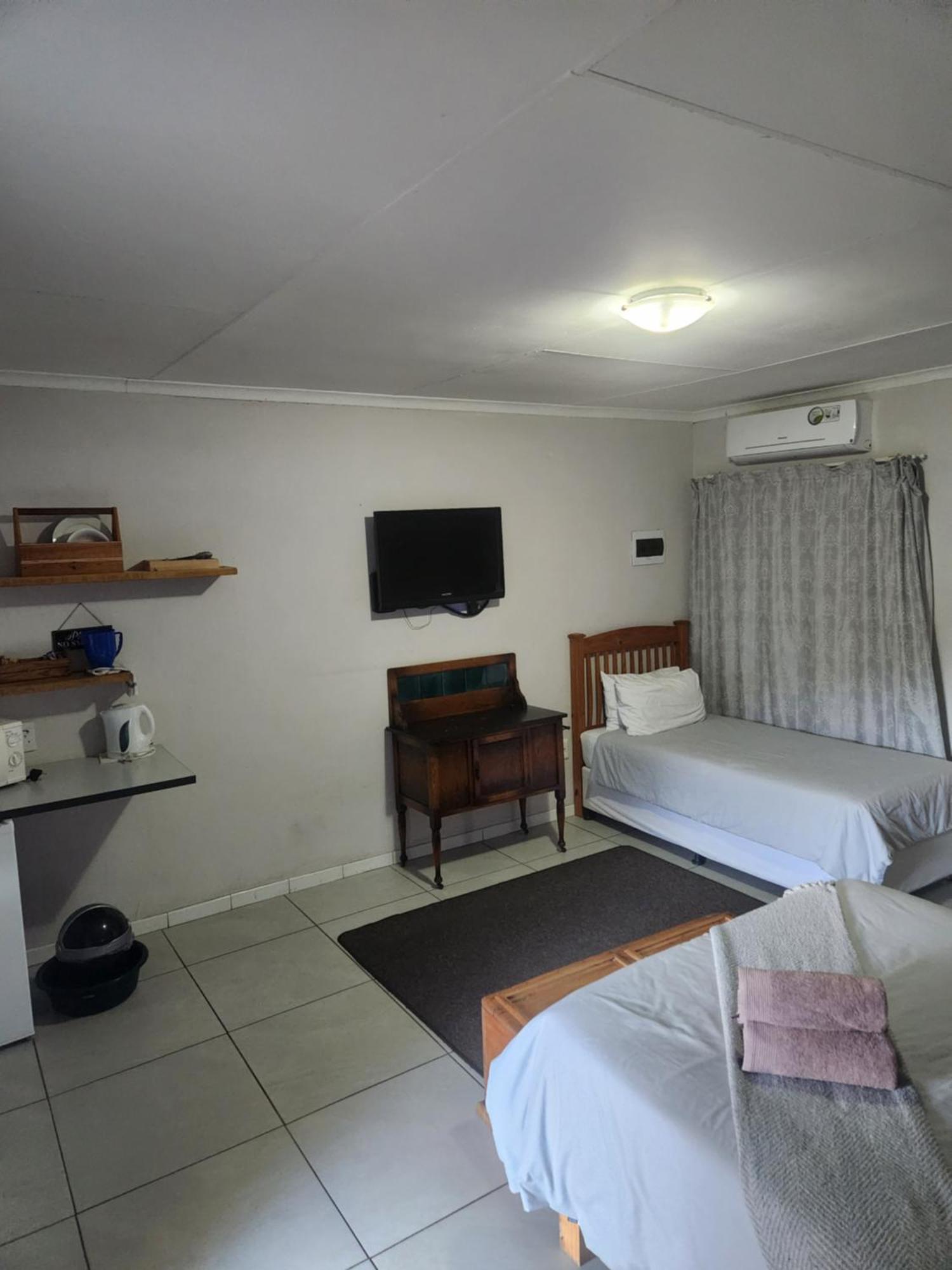 קולסברג Mimosa Guesthouse מראה חיצוני תמונה